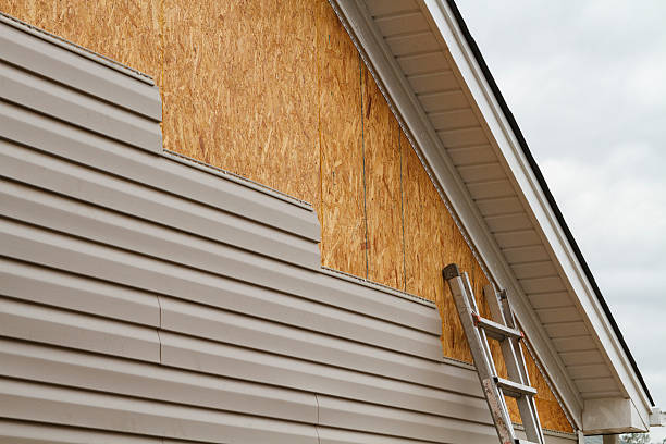 24/7 Emergency Siding Repair experts in Etowah, NC